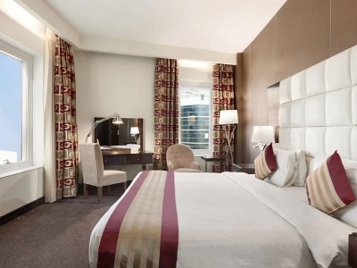 bedroom 3 - hotel howard johnson by wyndham bur dubai - dubai, united arab emirates
