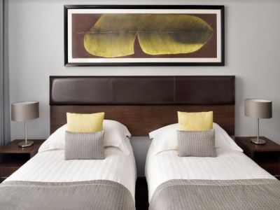 bedroom 4 - hotel movenpick htl apt al mamzar - dubai, united arab emirates