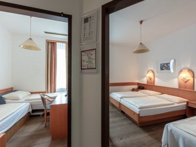 bedroom 5 - hotel admiral - vienna, austria