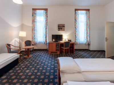 bedroom 6 - hotel admiral - vienna, austria