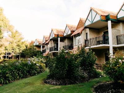 exterior view 1 - hotel club wyndham dunsborough, trademark coll - dunsborough, australia