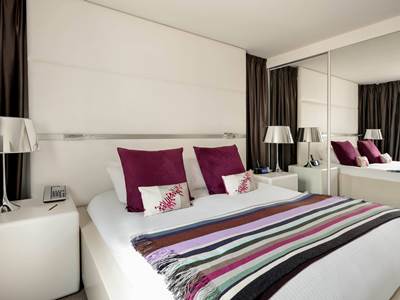 bedroom 2 - hotel grand hotel roi rene - aix en provence, france
