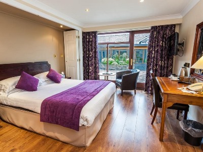 bedroom - hotel castle inn, bw signature collection - bassenthwaite, united kingdom