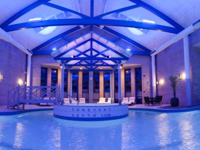 indoor pool - hotel gloucester robinswood, bw signature - gloucester, united kingdom