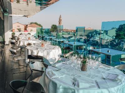 restaurant - hotel continental cremona - cremona, italy