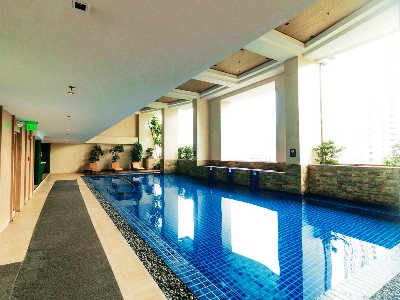 indoor pool - hotel kl serviced residences - manila, philippines