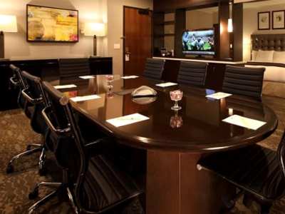 conference room - hotel doubletree hotel claremont - claremont, united states of america