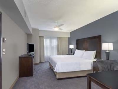 bedroom 1 - hotel homewood suites louisville east - louisville, kentucky, united states of america