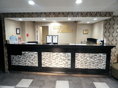 lobby - hotel howard johnson near the coliseum - greensboro, north carolina, united states of america