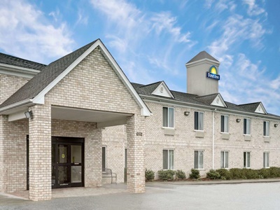 Days Inn By Wyndham Greensboro Nc