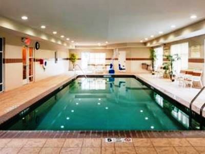 indoor pool - hotel hampton inn kingston - kingston, new york, united states of america